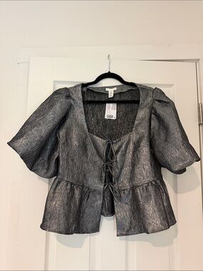 H&M Silver Metallic Puff Sleeve Lace-Up Peplum Top